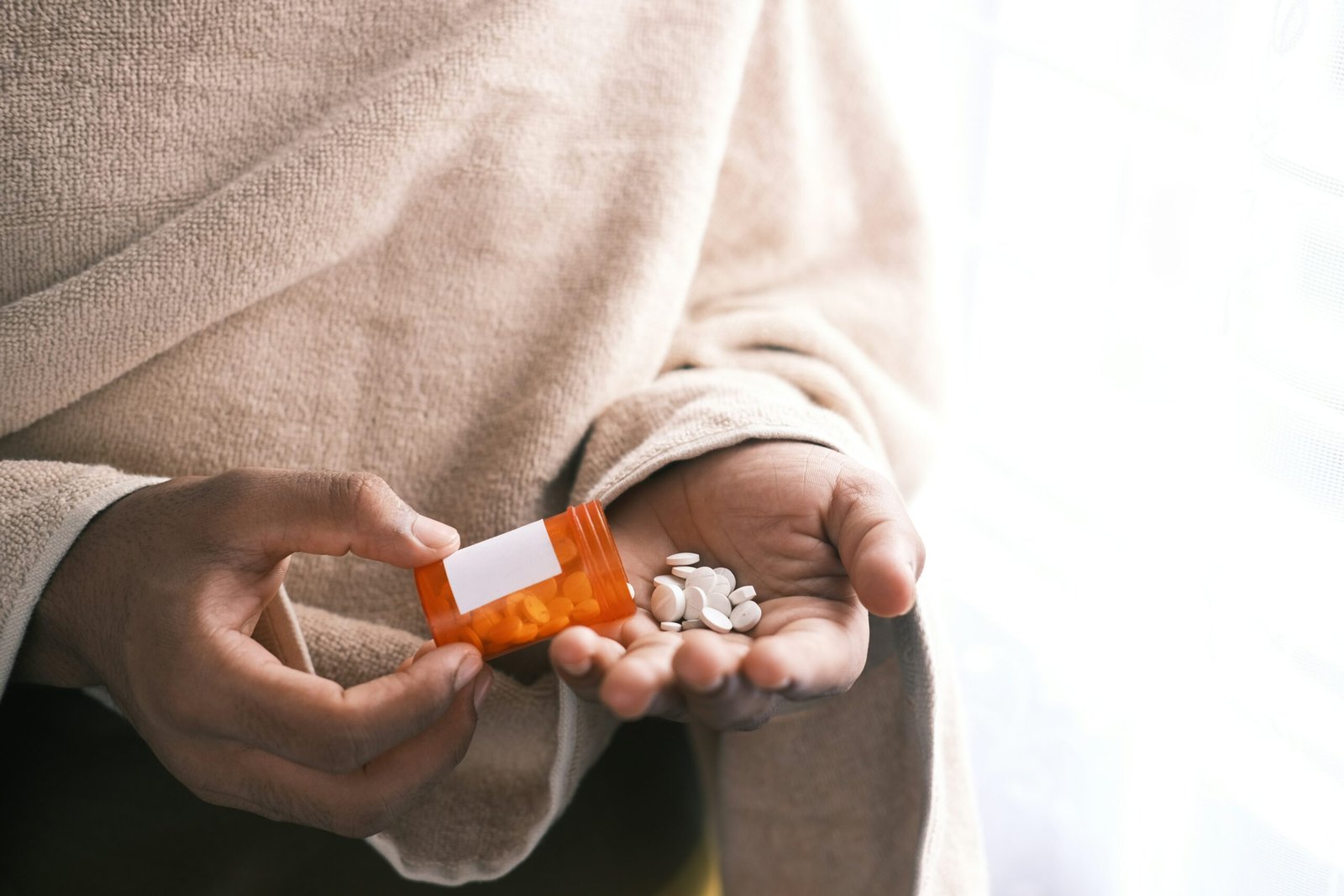 US Abortions Nearly Double Despite State Bans, Driven by Telehealth and Mailed Pills