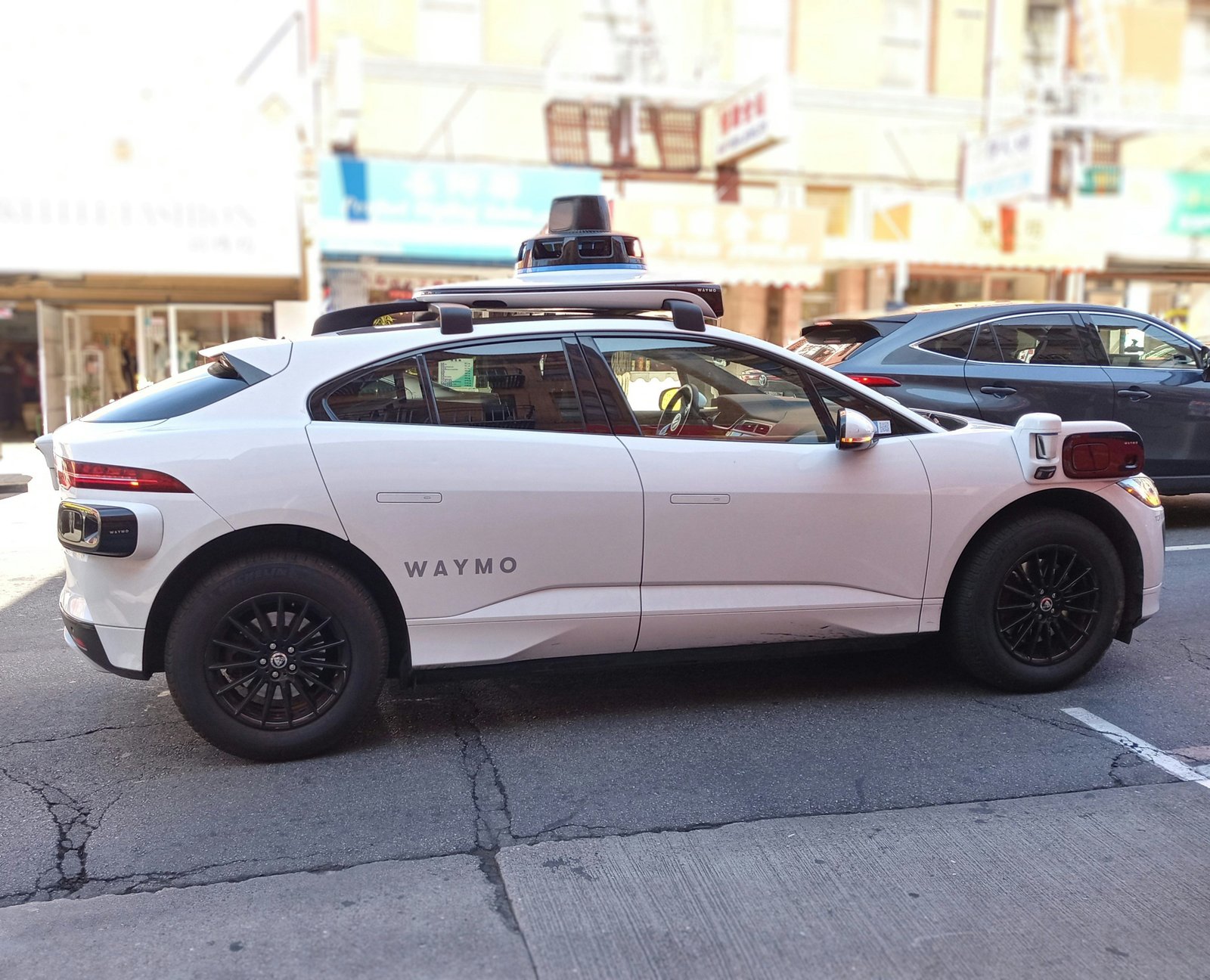 Feds Warn Waymo Over Emergency Vehicles After Safety Complaints