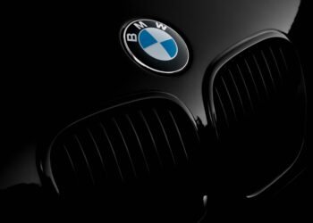 BMW to Cut 8,000 Jobs Amid Competition from China