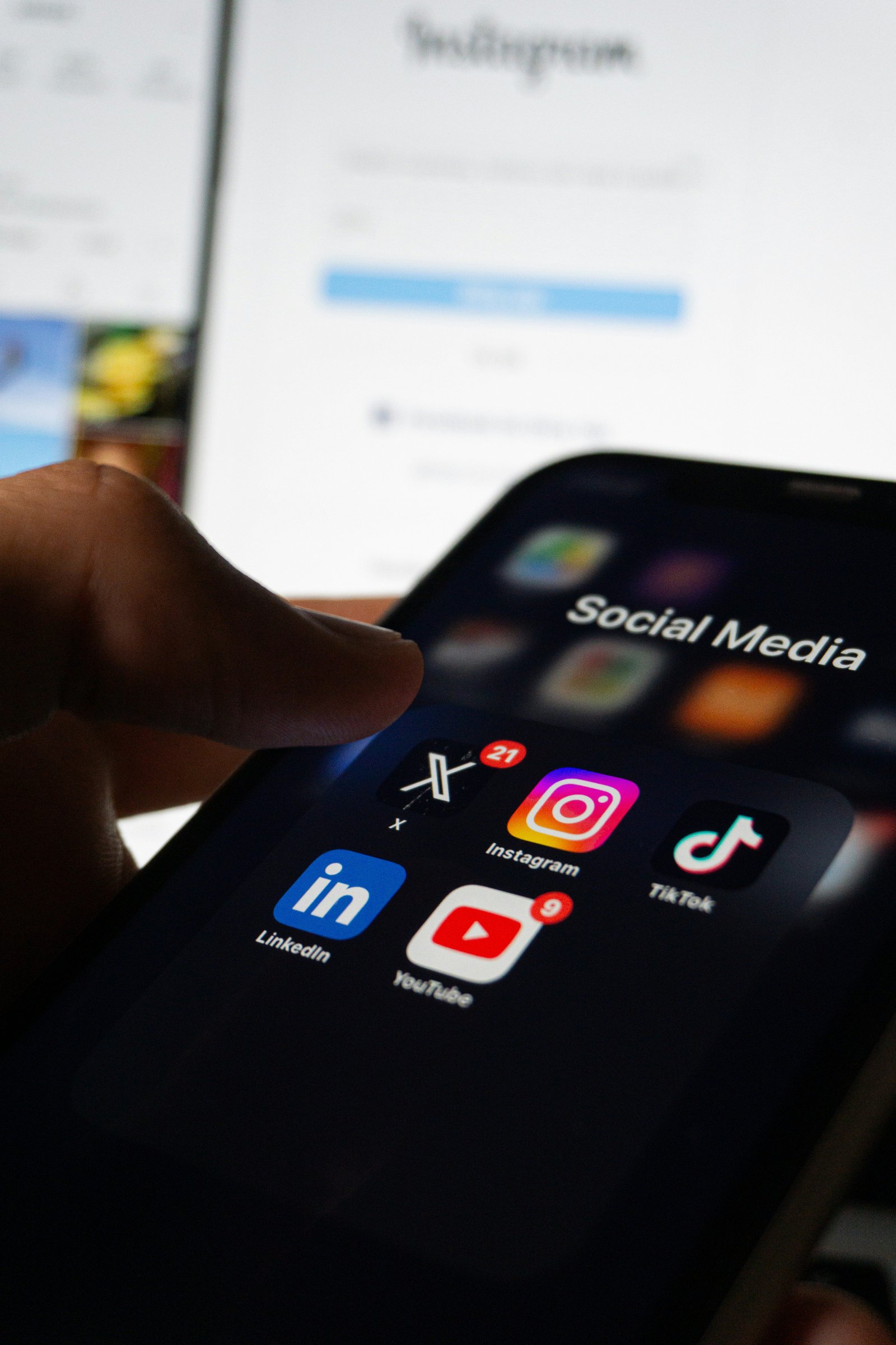 EU Chief Pledges Social Media Ban for Children Under 13