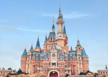 Disney Tightens Resort Access To Prevent Visitors From Avoiding Parking Charges