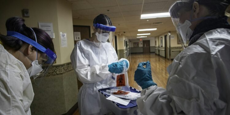Canada Bans Entry from Congo Over Ebola Outbreak