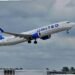 United Airlines Replaces Middle Seat With Shared Table On New Aircraft