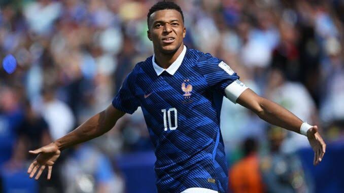 Why Paraguay Can’t Handle a Black French Captain