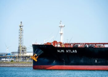 ​Houthis Target Saudi Aramco Oil Facilities as Regional Conflict Escalates