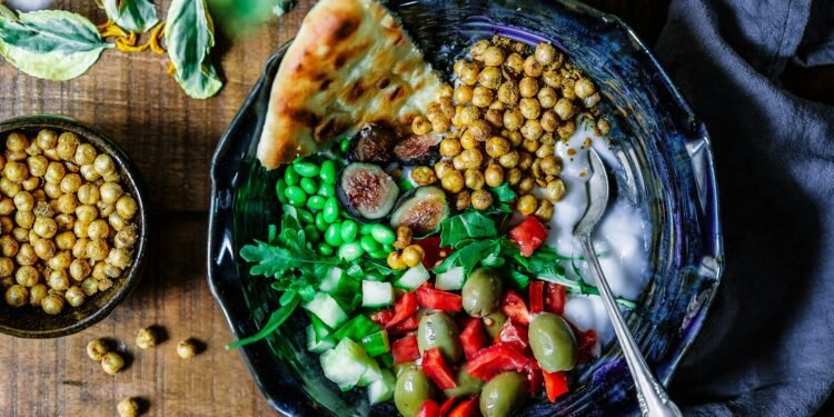 Trump Cuts SNAP-Ed Nutrition Program Despite Healthy Eating Push