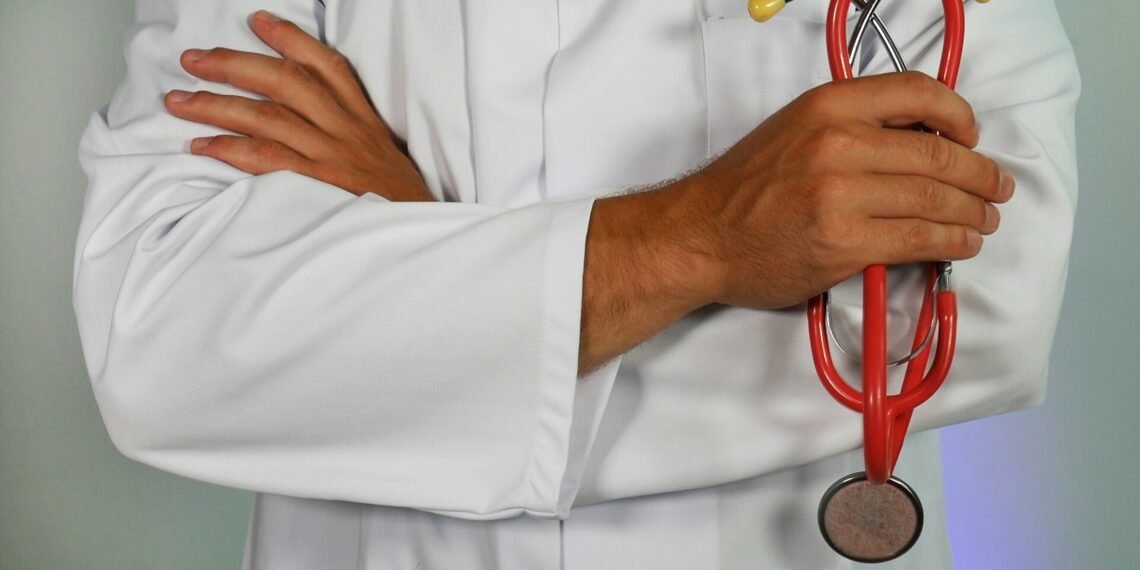 US Faces Lawsuit After Doctor Is Denied Re-Entry Over Family Ties To Iran
