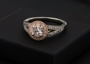 Trump Breaks Ethics Rules with Lavish Belgian Diamond Ring