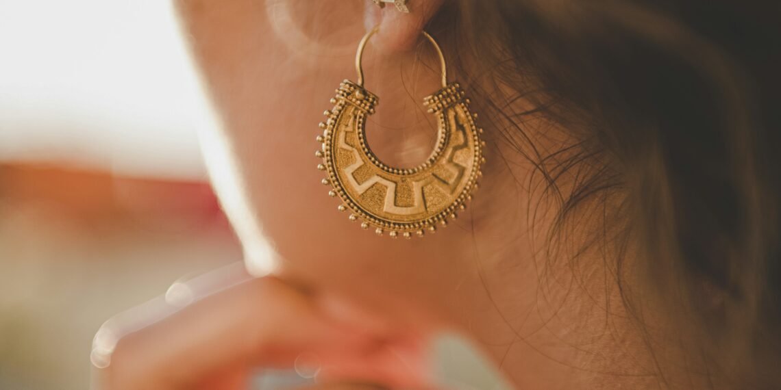 The Earrings, The Odyssey, and the Outrage: Zendaya's Ancient Accessory Sparks a Global Debate