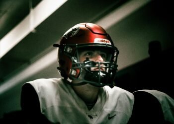 Study: Nearly Fourfold Increased Likelihood for NFL Players of Dying From Neurodegenerative Disease