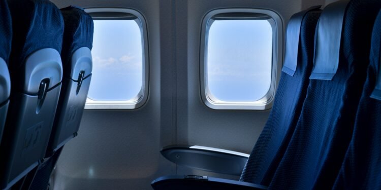 New FAA Rule Cuts First-Class Passengers’ Pre-Flight Drinking Time