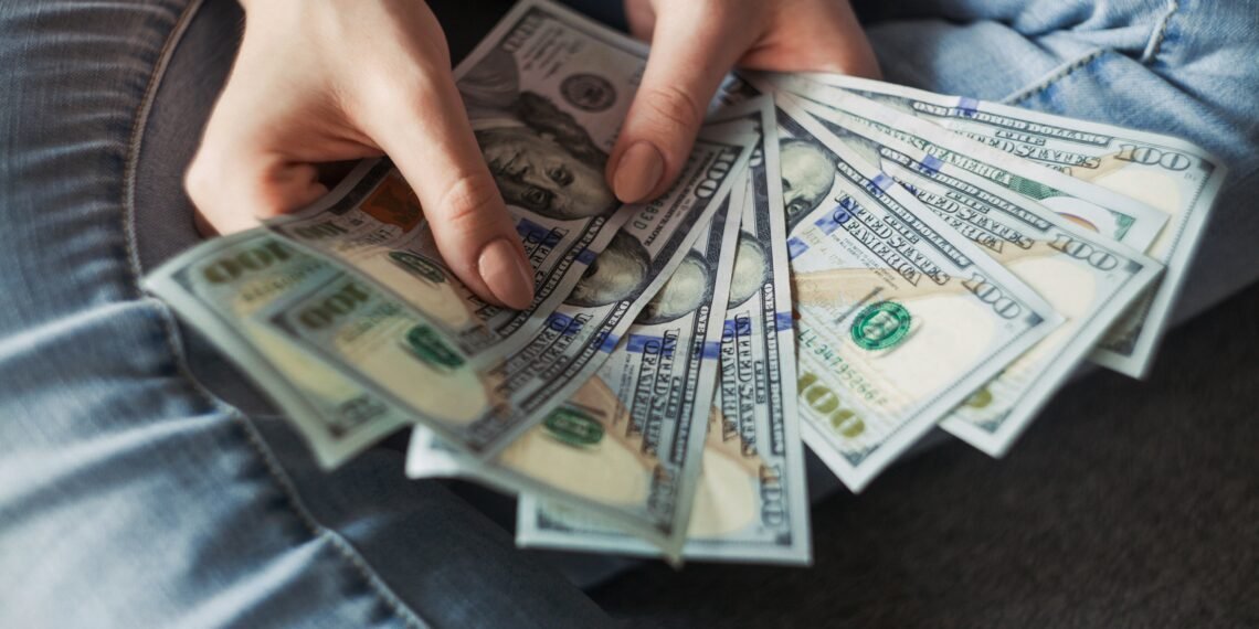 Is America's K-Shaped Economy Narrowing? New Data Shows Wealth Gap Shrinking