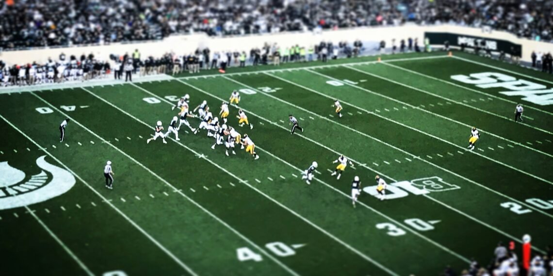 Harrison Phillips supports Grass fields as Geno Smith continues to shine at training camp
