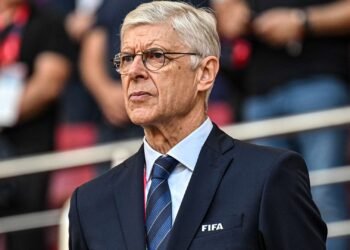 Wenger and Grafstrom distance themselves from Infantino as FIFA crisis continues to grow