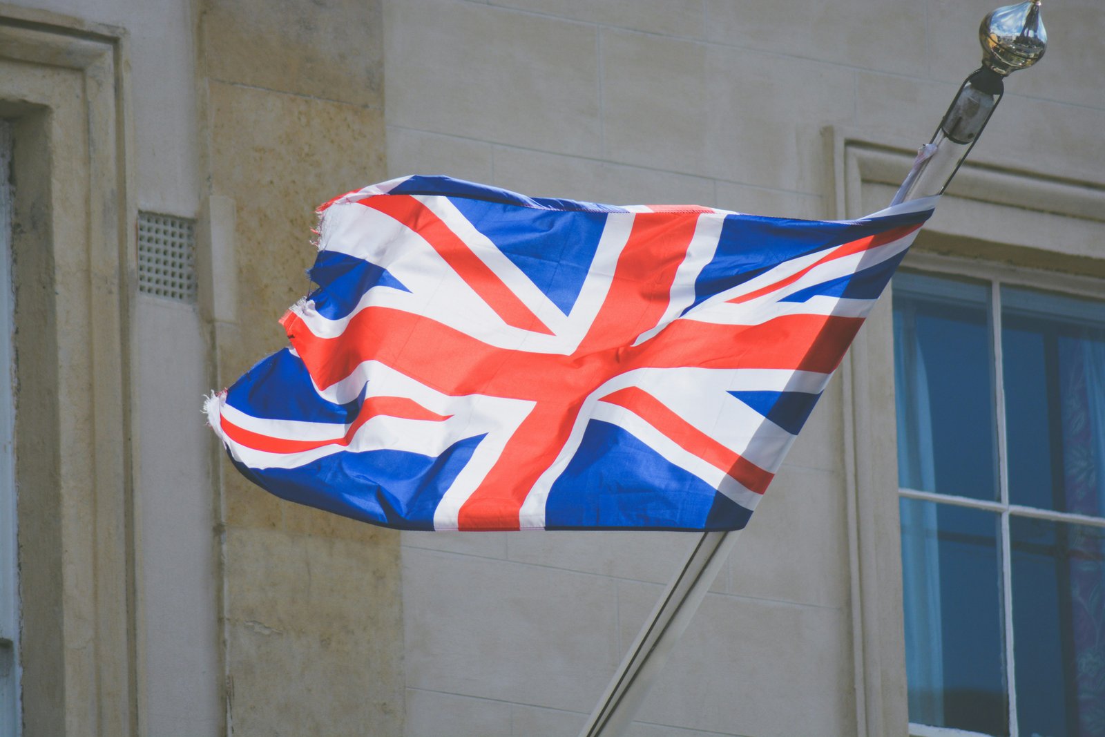 UK: Trafficking Victim Must Return from France, Judge Rules