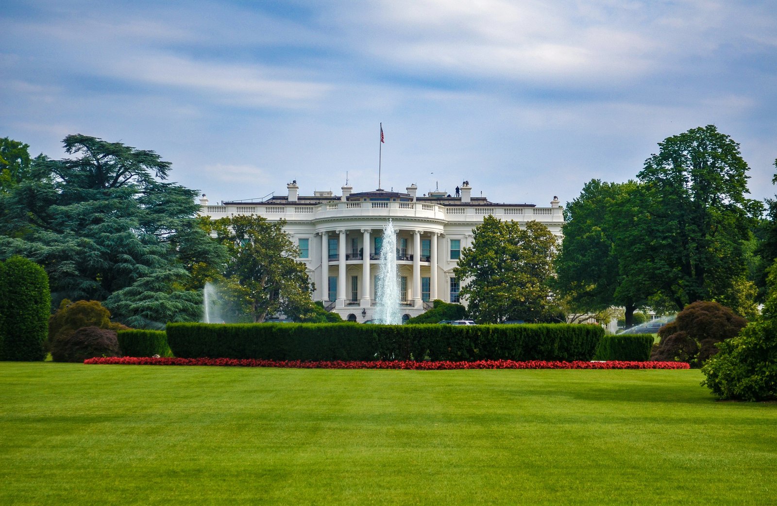 White House Construction Factor in Marine One Near-Miss, NTSB Finds