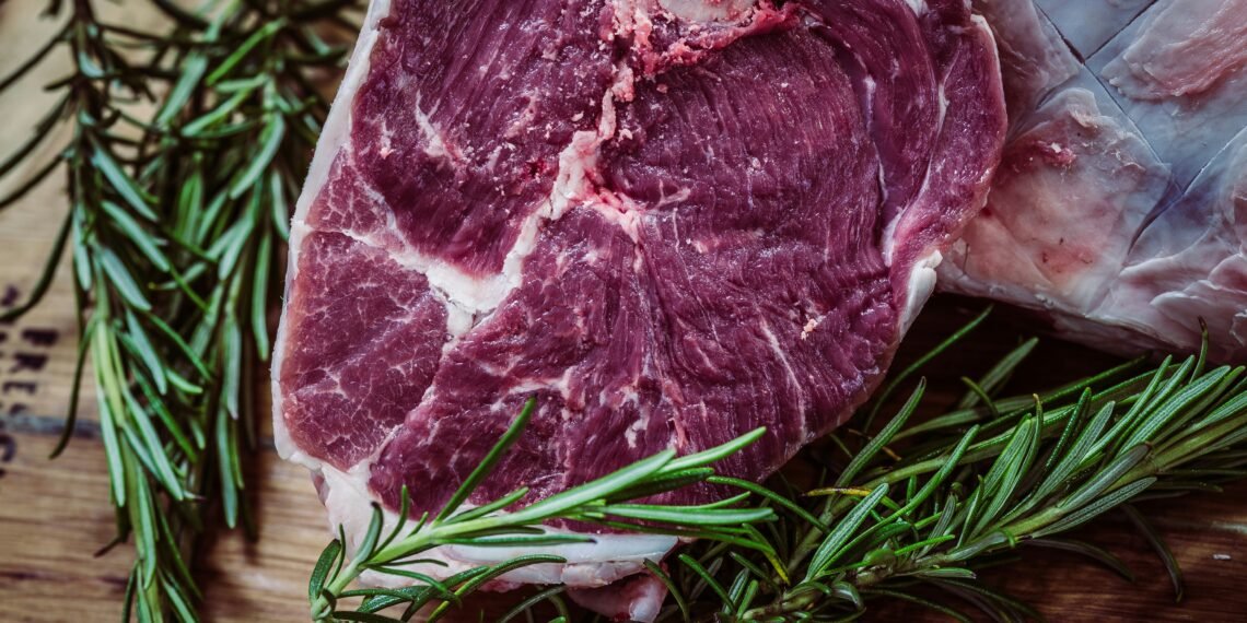 Tyson Shutters 2 Beef Plants, Sells Third as US Cattle Supply Crisis Worsens