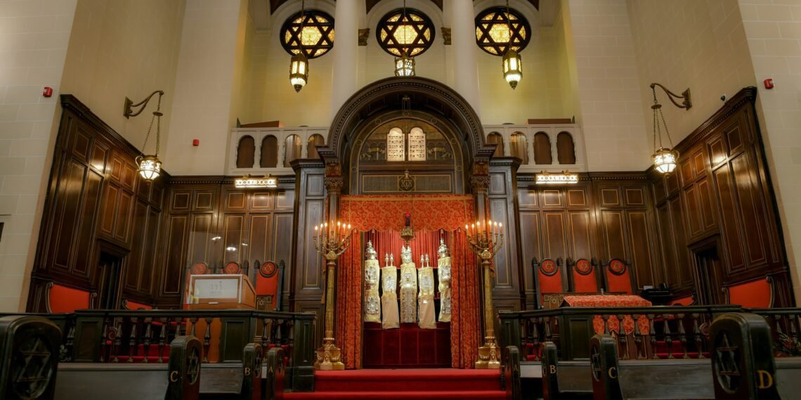 ​NYC Synagogue Attack: Suspect Faces Hate Crime Charges