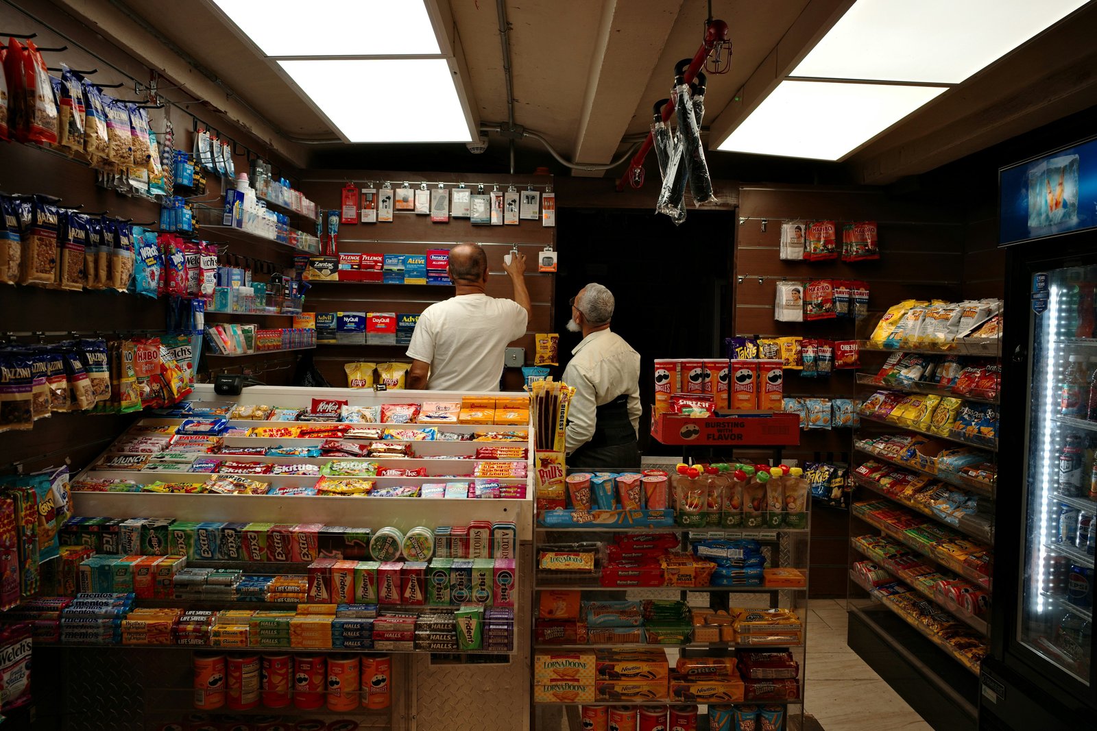 NYC Grocers Sue Mamdani Over City-Run Stores, Citing Unfair Competition