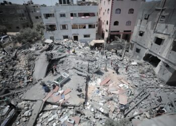 Gaza Strikes Kill 15 as Israel Rejects Ceasefire Pause