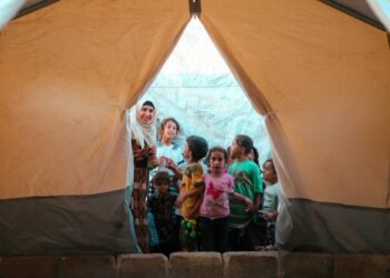 US: Migrant Children Face Deportation Risk as Legal Aid Contract Ends