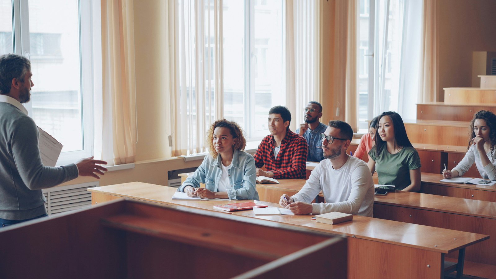 Foreign Academic Examiners Can Work In Canada Without Permit Under New Rules