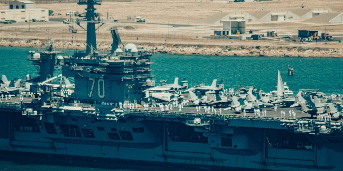 Trump Orders Pentagon to Replace Digital Catapults with Steam on US Aircraft Carriers