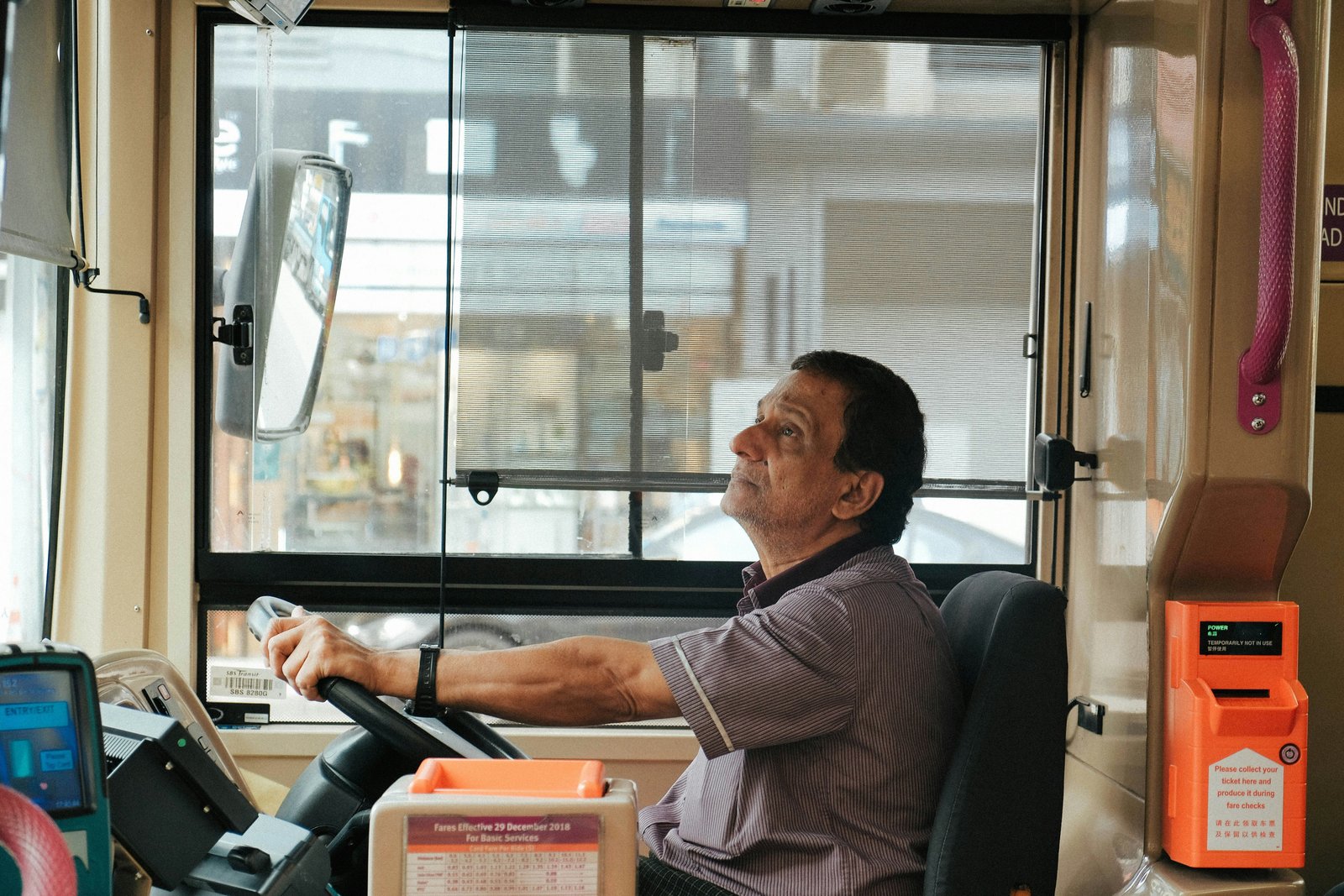 US School Bus Driver Shortage Persists as Districts Raise Pay to Compete