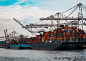 Canada Trade War: Trump Moves to Block Nearly $1bn in Imports