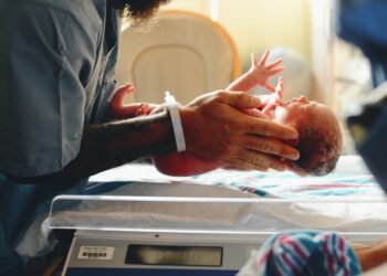Oregon Hospital Sued for $10M After Couple Forced to Drive Home with Dead Baby