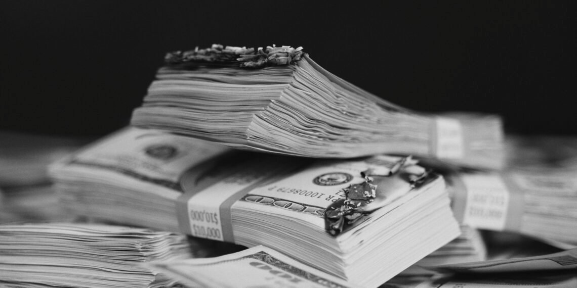 Norway's $2.3T Wealth Fund Plans to Cut US Treasury Holdings