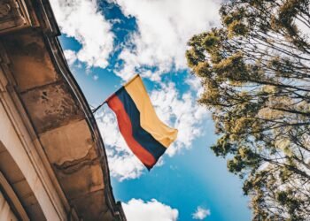 Colombian Warlord Extradited To US After Peace Talks Protection Lifted