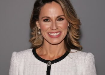 ​Senate Panel Backs Dr. Saphier as Trump Top Doctor