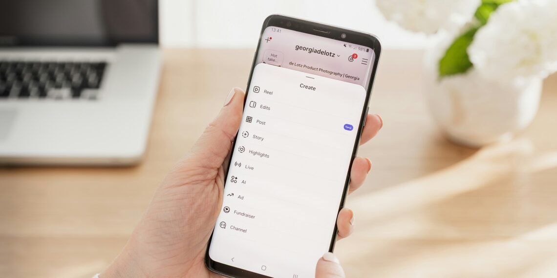 Australia Plans Law to Let Users Switch Off Social Media Algorithms