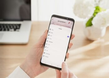 Australia Plans Law to Let Users Switch Off Social Media Algorithms