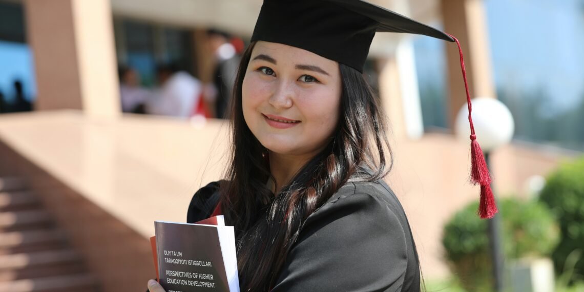 UK Study Visa Applications Fall 16% As Health And Care Route Drops 65%