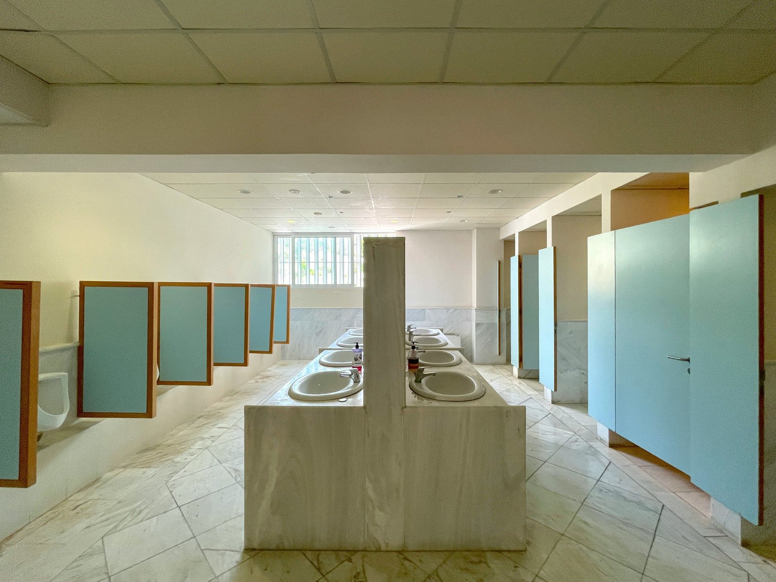 NYC Introduces Automated Public Bathrooms with 10-Minute Limits