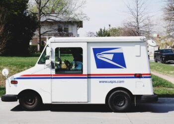 USPS Failed to Properly Handle Some Primary Ballots, Audit Finds