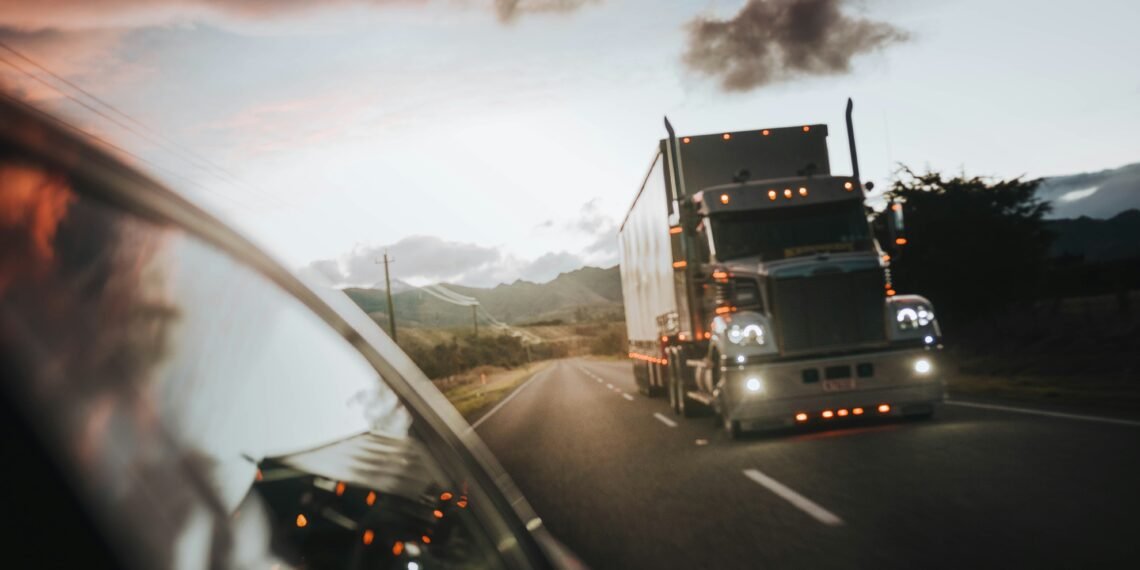Mexican Truckers Block Two US Border Crossings Over Visa Revocations