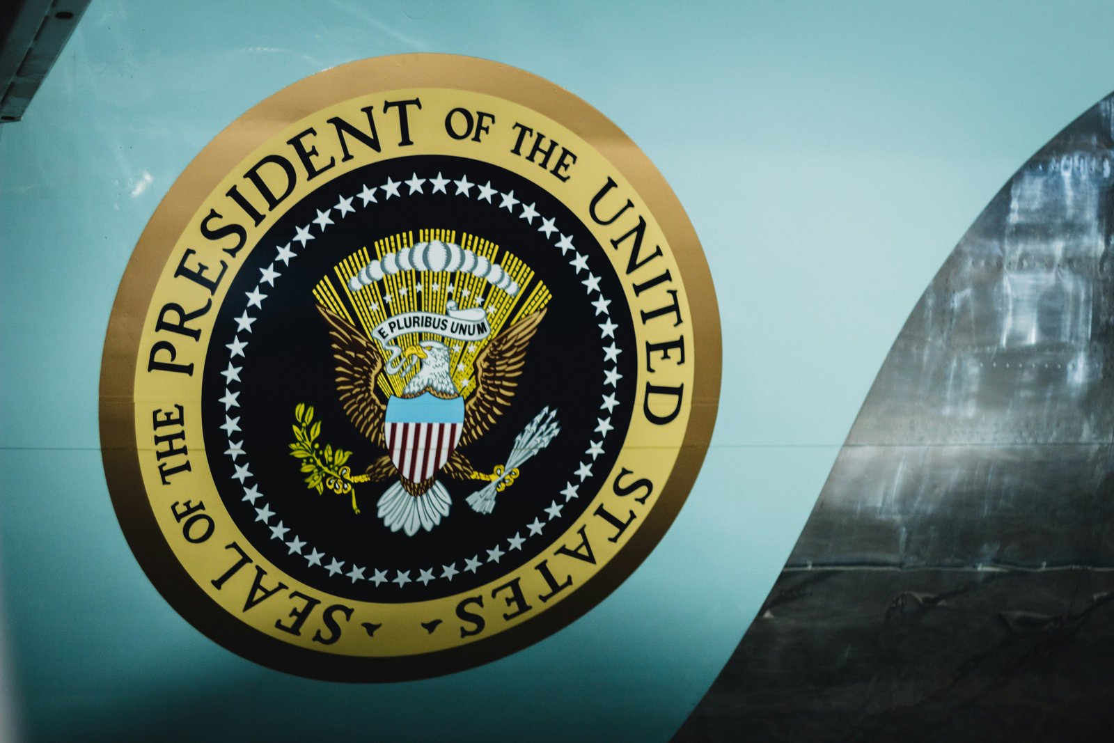 Military Personnel Accidentally Trigger Slide On Trump’s Presidential Jet
