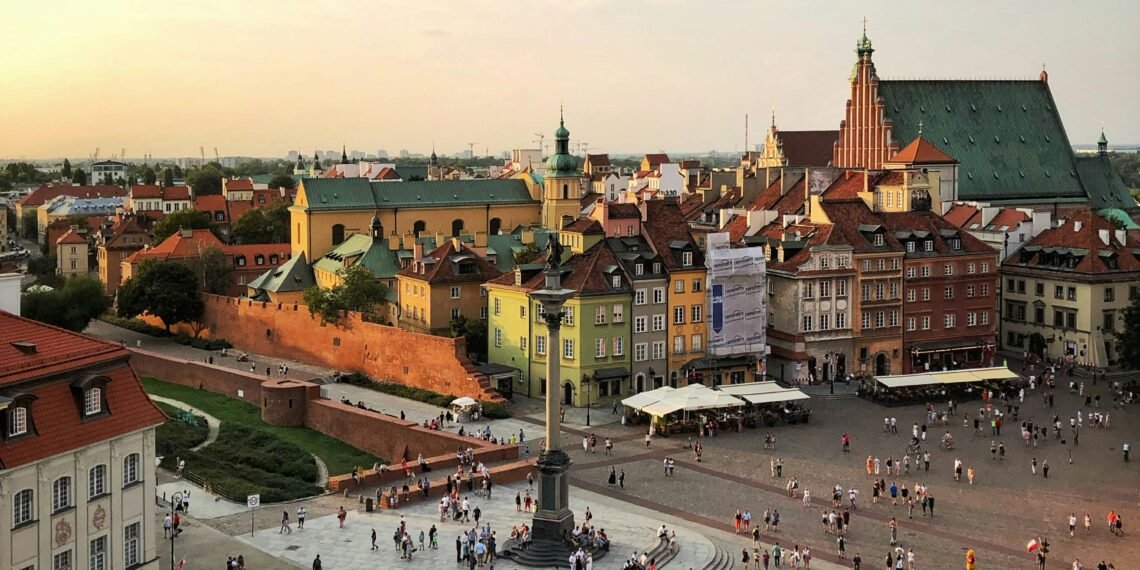Poland Pushes EU to Adopt Belarus Border Asylum Suspension