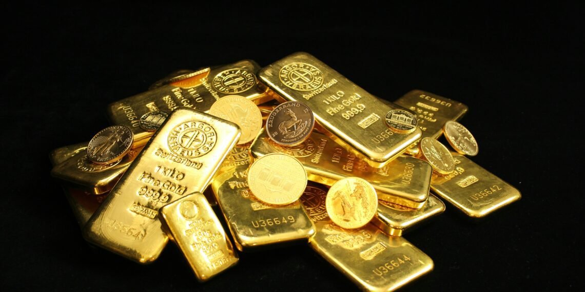 ​CIA Gold Bar Heist Probe Ensnares Pentagon's No. 2 Official
