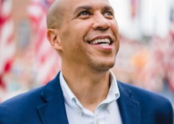 ​Booker Moves to Block Renaming Aircraft Carrier for Trump