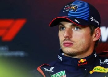 Max Verstappen Claims Singapore GP as Kimi Antonelli Narrows F1 Title Lead