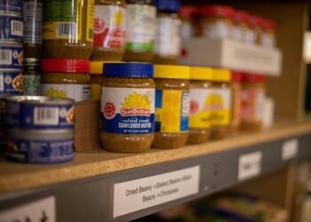 ​Overwhelmed America Food Banks Face Record-High Hunger