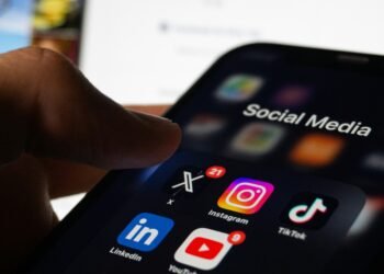 US Visa Screening Expands Today: New Social Media Rules Explained