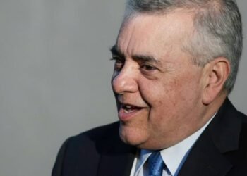 Former US Congressman David Rivera Gets 10 Years In Prison For Lobbying