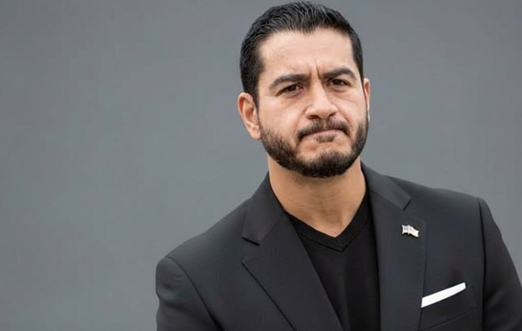 Michigan: El-Sayed Schools Heckler Over Muslim Brotherhood Question