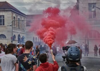 France Riots: Police 'Lost Control' as PM Calls for Partial Curfews