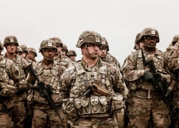 US Court Blocks Removal of Transgender Troops, Allows Recruit Ban